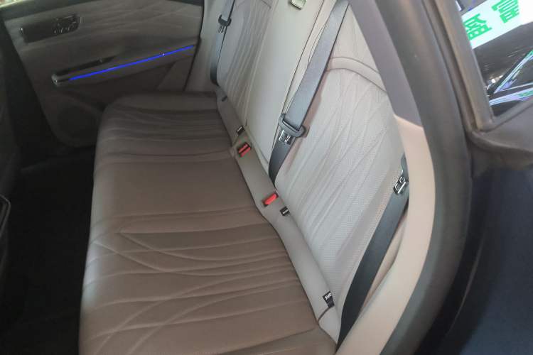 Used Geely Galaxy 8 2025 130km EM-P Starship Edition Left Rear Seat