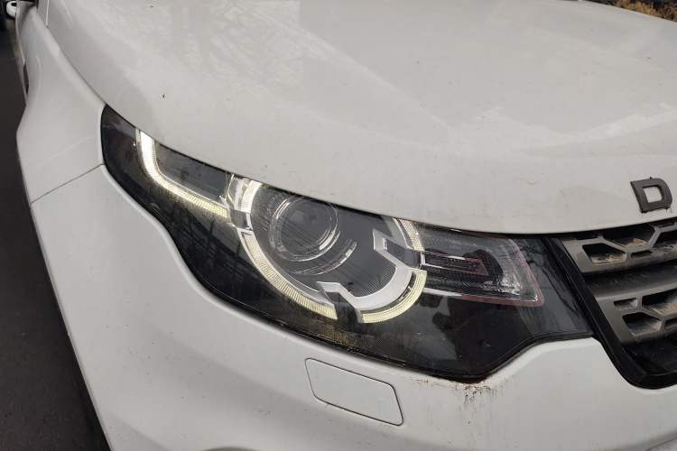 Used Land Rover Discovery Sport 2019 240 PS PURE Edition China V Standard Right Front Headlight