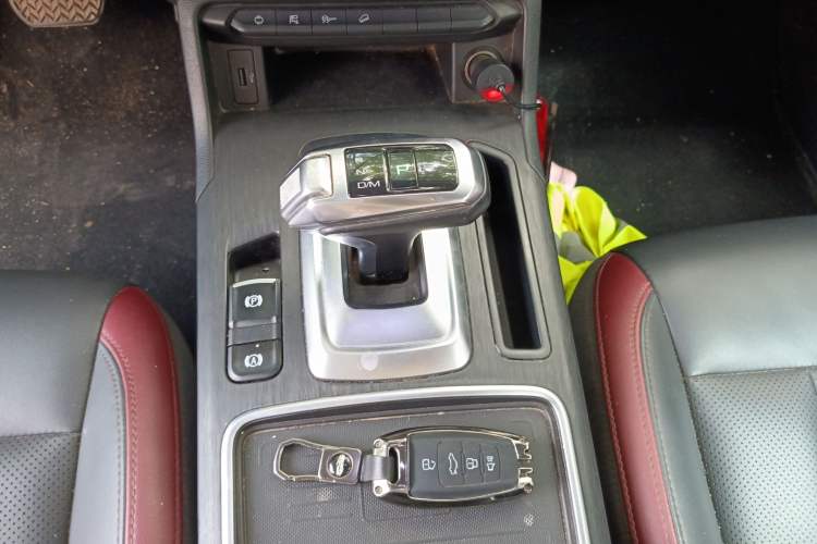 Used Haval H6 Coupe 2021 Smart Connect Edition 1.5T Automatic Two-Wheel Drive Luxury Smart Connect Version