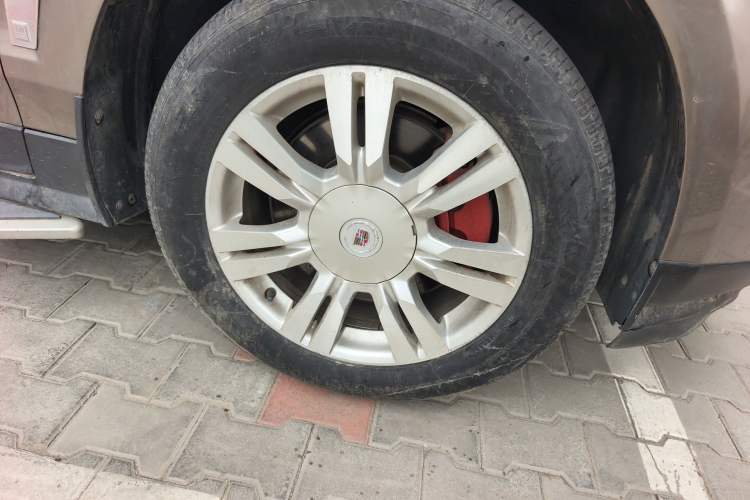 Used Cadillac SRX 2012 3.0L Luxury Model Right Front Wheel Hub