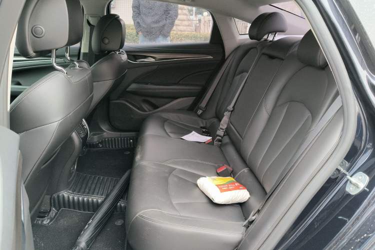 Used Buick LaCrosse 2019 28T Luxury Version