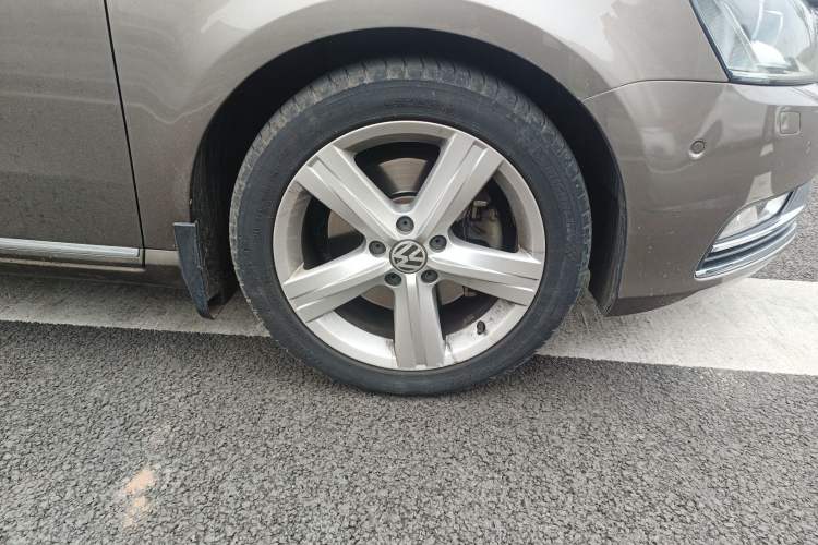 Used Volkswagen Magotan 2015 2.0 TSI Prestige Model
