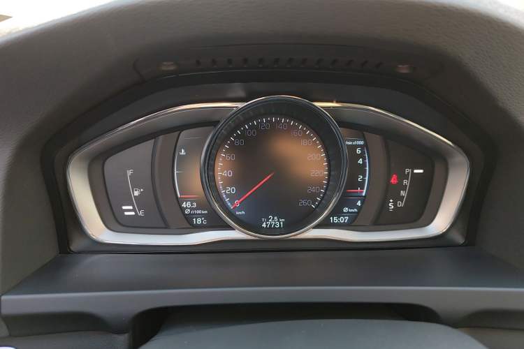 Used Volvo V60 2016 T5 Zhiyi Edition