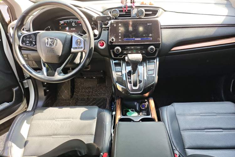 Used Honda CR-V 2017 240TURBO CVT Front-Wheel Drive Fashion Edition
