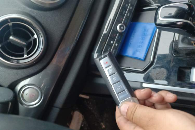 Used Wey VV7 2017 2.0T Luxury Model
