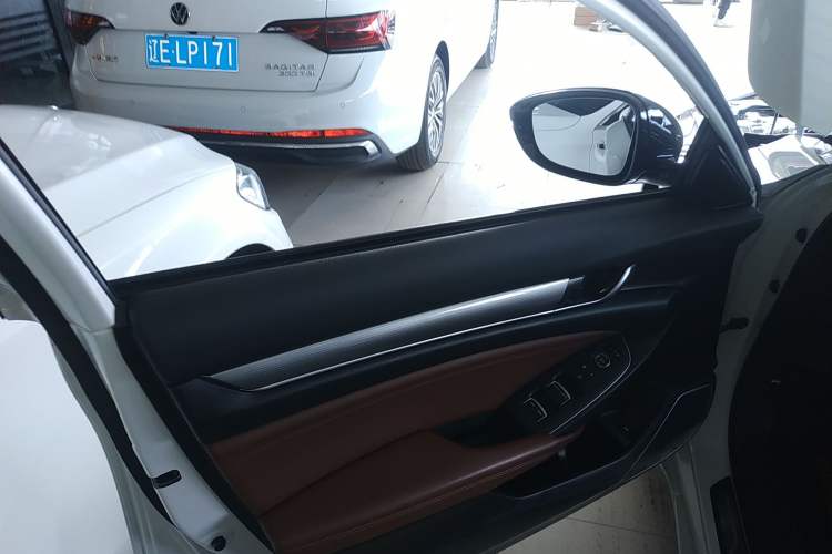 Used Honda Inspire 2022 Lingpai Hybrid 2.0L Pure Elegant Edition