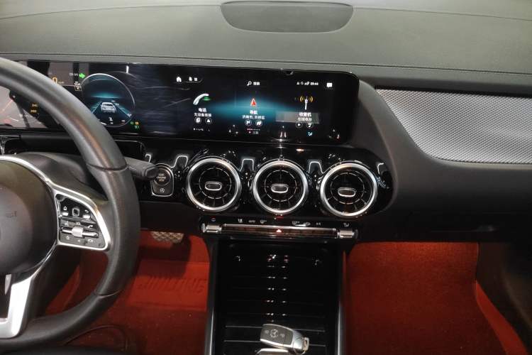 Used Mercedes-Benz GLA 2023 GLA 200 Audio And AC Panel