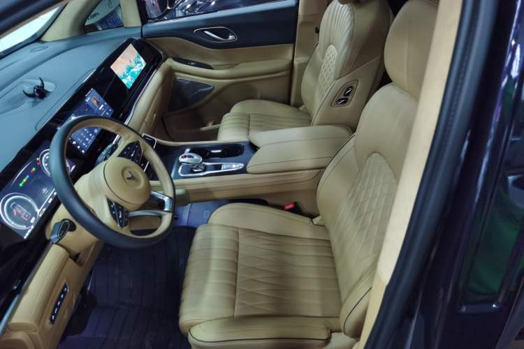 Used VOYAH Dream 2024 PHEV Ultra-Long Range Flagship Edition
