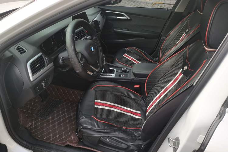 Used BMW 1 Series 2018 118i Fashion Model
