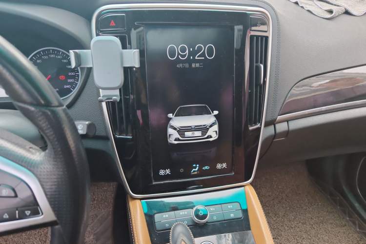 Used BYD Qin New Energy 2017 1.5T Luxury Model Audio And AC Panel