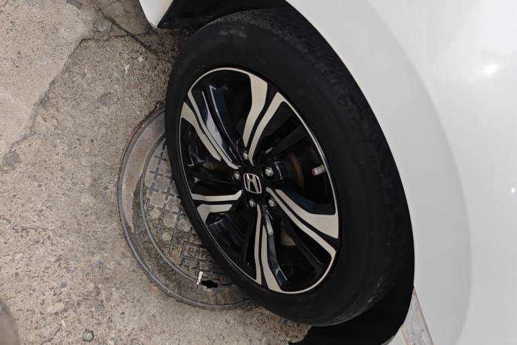 Used Honda Civic 2016 220TURBO CVT Prestige Edition
