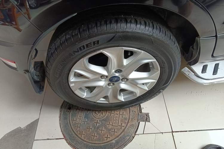 Used Ford EcoSport 2013 1.5L Automatic Fashion Model