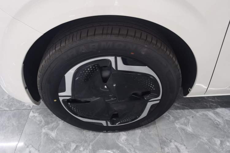 Used Dongfeng NAMMI 01 2024 New Edition 330 Plus Smart+
