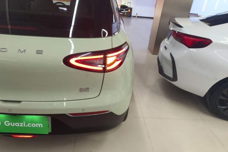 Used Geely Galaxy Geome 2025 UP 410km Exploration+ Edition Right Rear Taillight