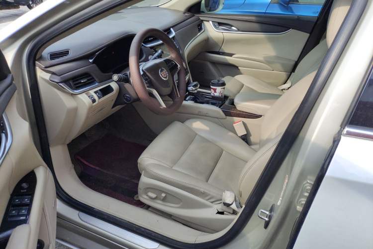 Used Cadillac XTS 2013 28T Comfort Model
