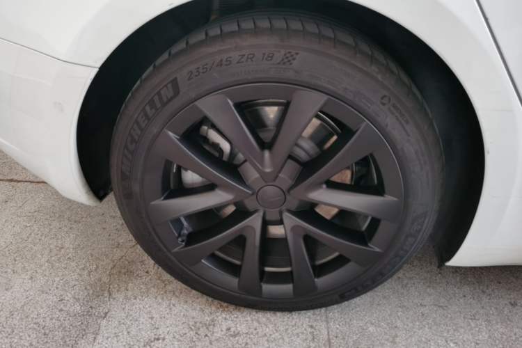 Used Tesla Model 3 2021 Standard Range Rear-Drive Upgraded Version Right Rear Wheel Hub