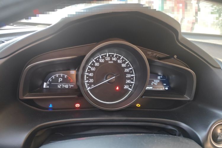 Used Mazda Mazda 3 Axela 2017 Hatchback 2.0L Automatic Luxury Model Emission Standard China V
