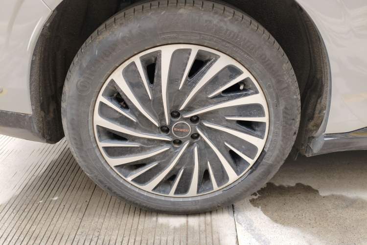 Used EXEED Star Era ET 2024 Extended-Range 240 Ultra All-Wheel Drive Exterior 5