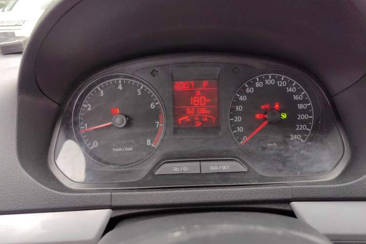 Used Volkswagen Jetta 2013 1.6L Automatic Comfort Model Instrument Cluster