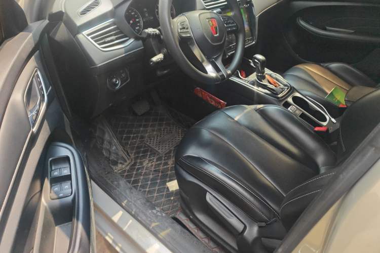 Used Roewe i5 2019 1.5L Automatic 4G Connected Langhao Edition Driver Seat