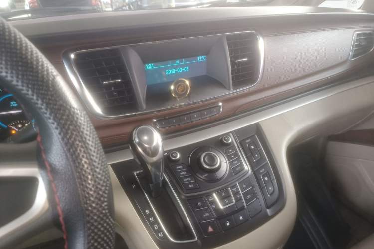 Used Buick GL8 2015 2.4L Luxury Business Premium Edition