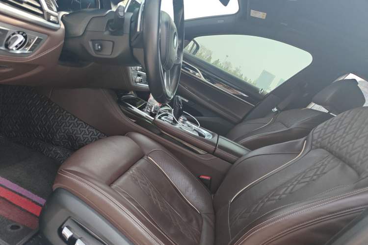 Used BMW 7 Series 2018 730Li Luxury Edition M Sport Package Left Front Seat
