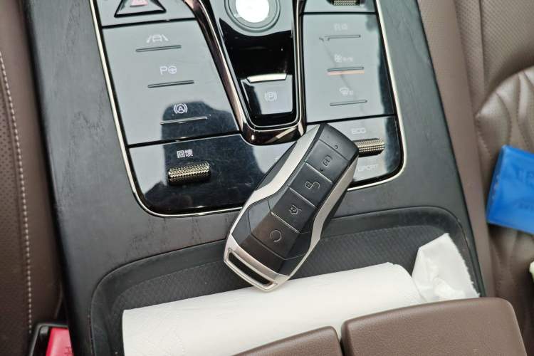 Used BYD Han 2020 EV Four-Wheel Drive High-Performance Flagship Model