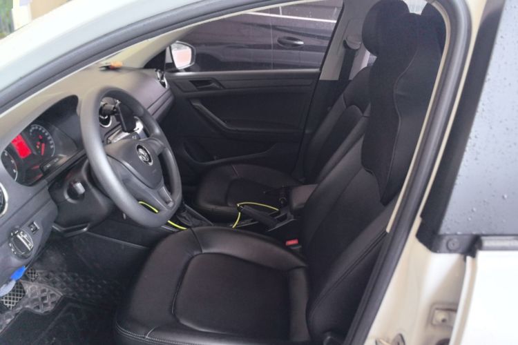 Used Volkswagen Jetta 2019 Dream Edition 1.5L Automatic Fashionable Version
