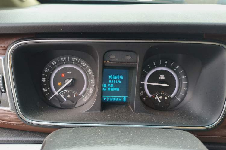 Used Buick GL8 2017 25S Prestige Version China V Standard Instrument Cluster