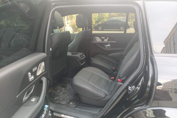 Used Mercedes-Benz GLS  Left Rear Seat