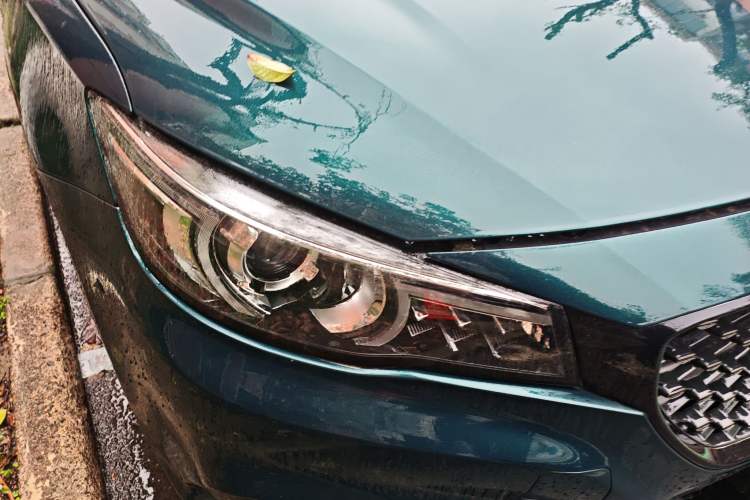 Used MG 6 New Energy 2018 45T E-DRIVE Intelligent Drive Hybrid PILOT Super Internet Edition Right Front Headlight