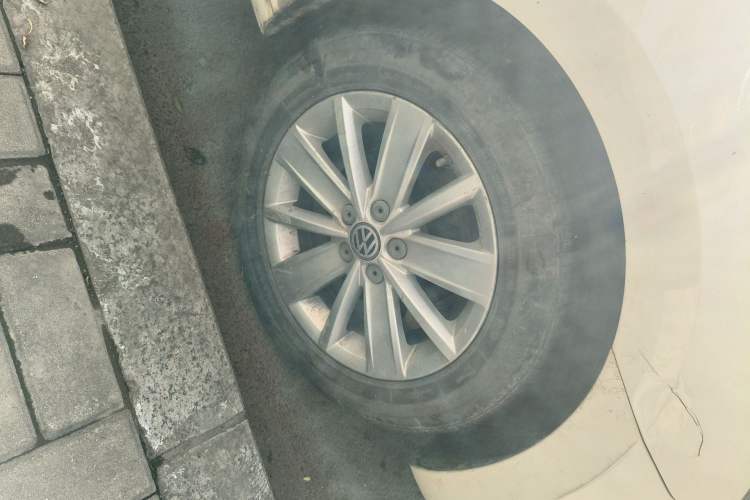 Used Volkswagen Jetta 2013 1.6L Manual Comfort Model