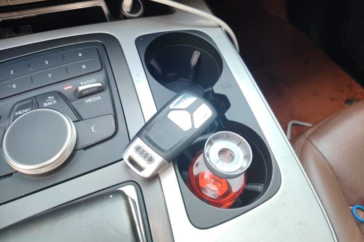 Used Audi Q7 2016 3.0 TFSI parallel import
