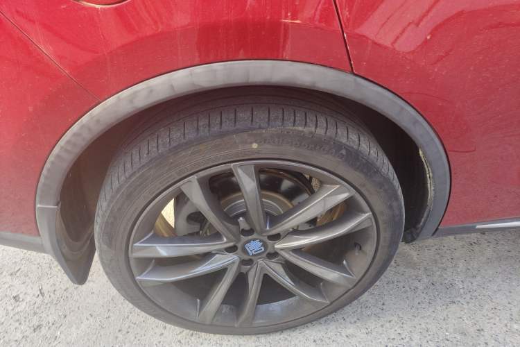 Used BYD Tang New Energy 2018 DM 2.0T All-Wheel Drive Smart Connect Genesis Edition 7 Seats China V Emission Standard