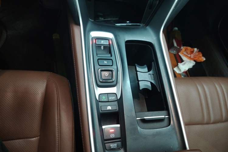 Used Honda Inspire 2019 Rui·Hybrid 2.0L Jing Shang Edition China VI
