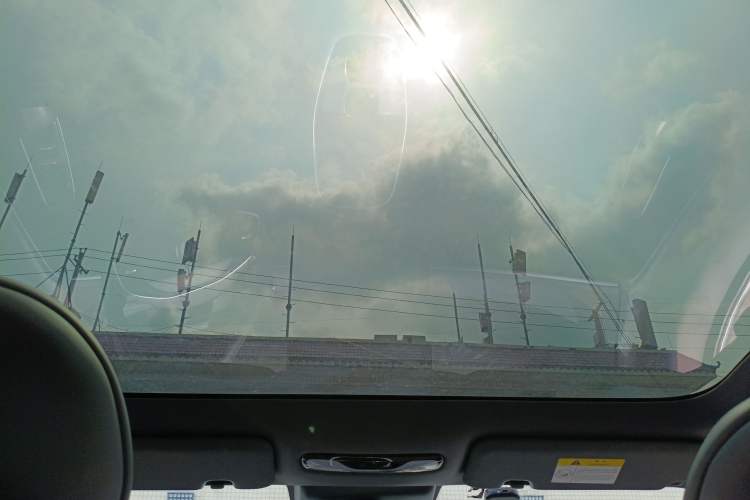 Used CHANGAN NEVO A07 2024 All-Electric "True Fragrance" Edition 515 Luxurious Model 58.9 kWh Headliner