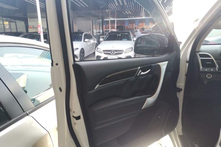 Used Haval H9 2017 2.0T Gasoline 4x4 Comfort Edition 5 Seats