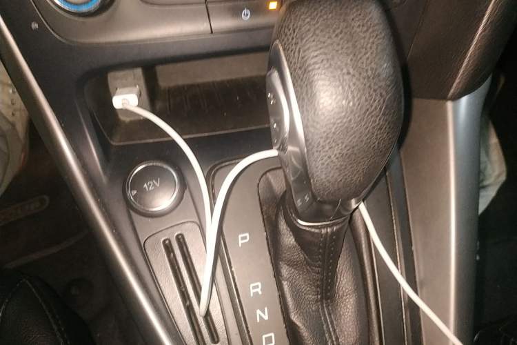 Used Ford Focus 2017 Hatchback 1.6L Automatic Comfort Plus SmartDrive Edition Gear Lever