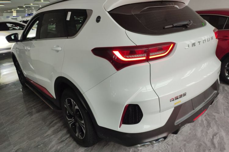 Used JETOUR X70 2023 1.5T DCT Beyond PRO Edition 7 Seats
