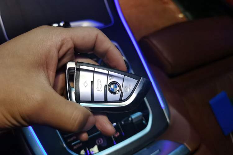 Used BMW X7 2022 xDrive40i Luxury M Sport Package
