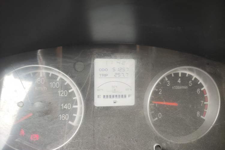 Used Jinbei Hiace X30 2023 1.5L Super-Enjoyment Van 2/5 Seats Non-Air-Conditioned Version SWC15M Odometer Close Up