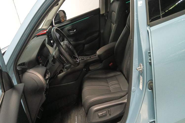 Used Honda ZR-V 2023 2.0L eHEV Sharp - Deluxe Edition Left Front Seat
