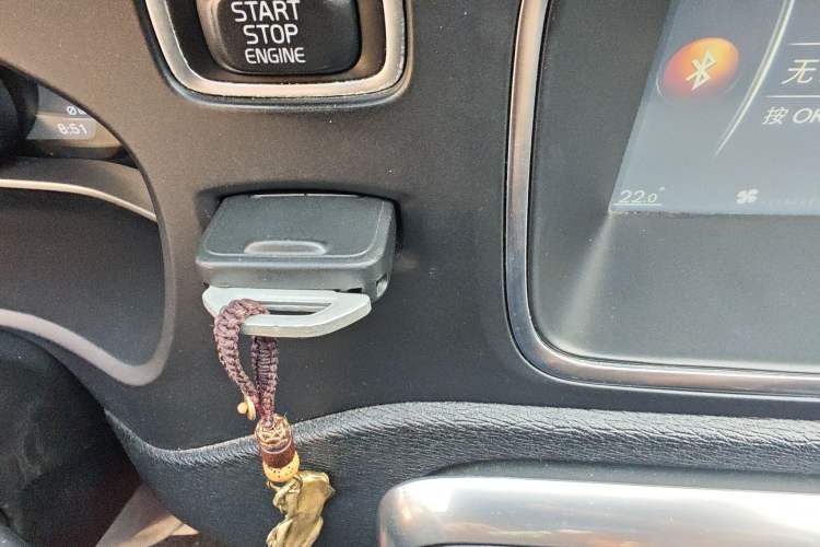 Used Volvo V40 2016 T3 Zhiyi Edition