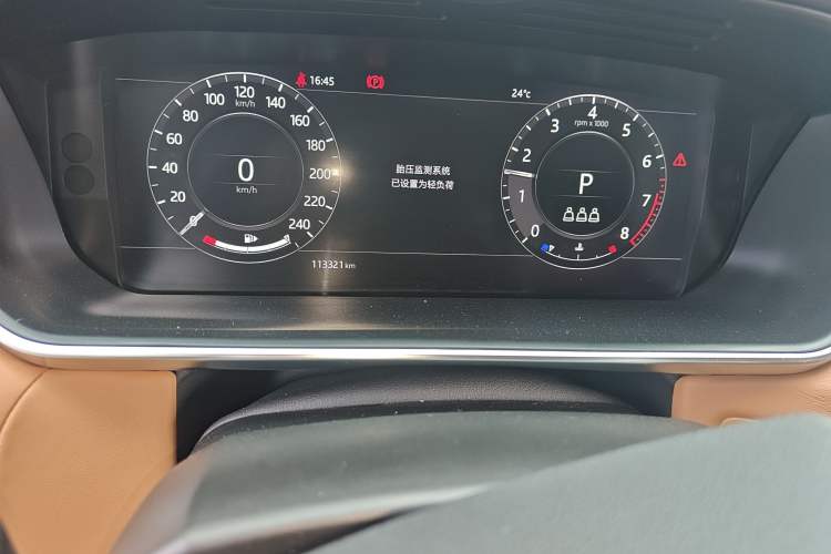 Used Land Rover Range Sport 2022 3.0 L6 YAO Black Edition Odometer Close Up