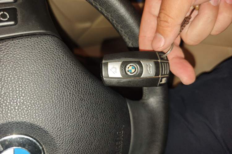 Used BMW X1 2012 sDrive18i Luxury Edition
