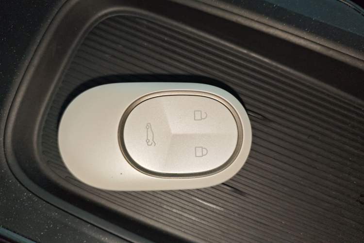 Used Nio ET5 2022 75 kWh