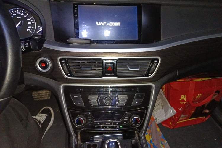 Used Geely Auto Emgrand GT 2017 1.8T Zunya Model
