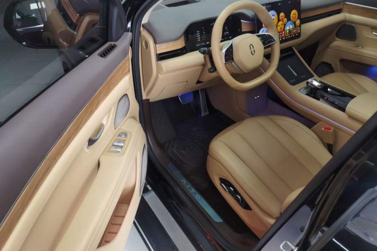 Used Hima AITO M7 2024 1.5T Intelligent Drive Rear-Drive Ultra Version 5 Seats Driver Seat