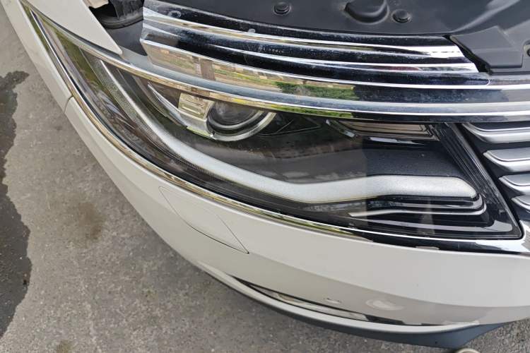 Used Lincoln MKX 2018 2.0T Two-Wheel Drive Deluxe Edition
