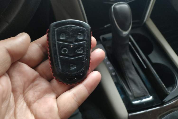 Used Cadillac XTS 2015 28T Comfort Model
